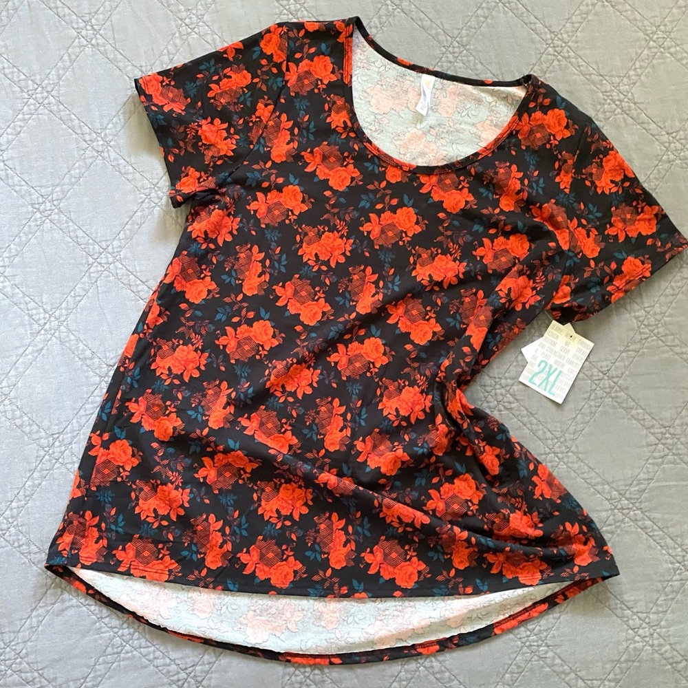 Lularoe Women’s 2XL Classic Tee Shirt